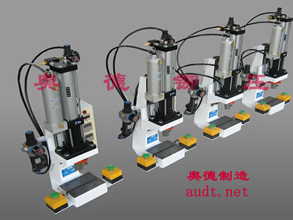 爲(wei)電(dian)子(zi)行業製(zhi)造(zao)的(de)專(zhuan)用(yong)快速(su)氣(qi)液增壓機(jī)